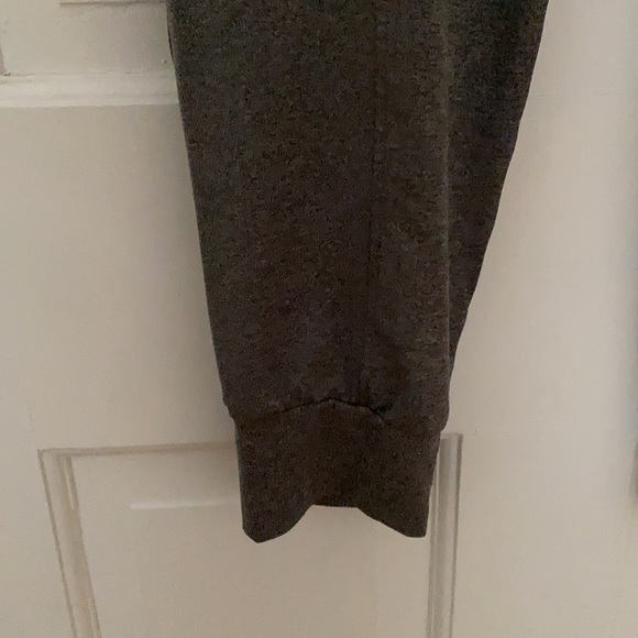 PERFECT Gray Jogger - Picture 3 of 7